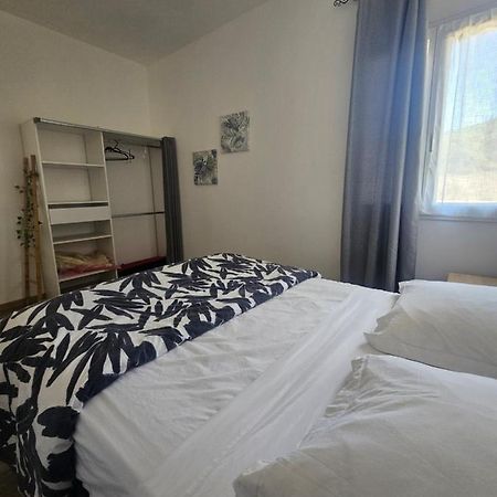 Appartement La Pergola 2 à La Garde-Adhémar Extérieur photo