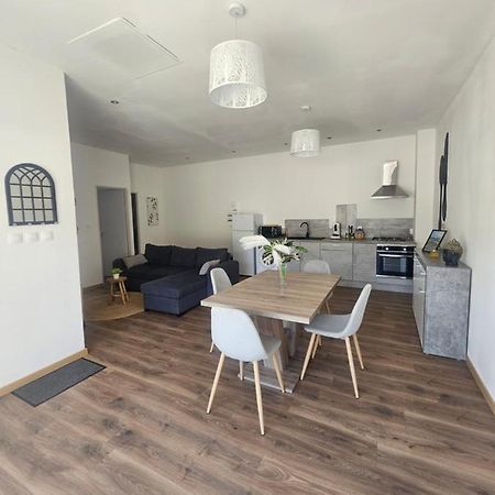 Appartement La Pergola 2 à La Garde-Adhémar Extérieur photo